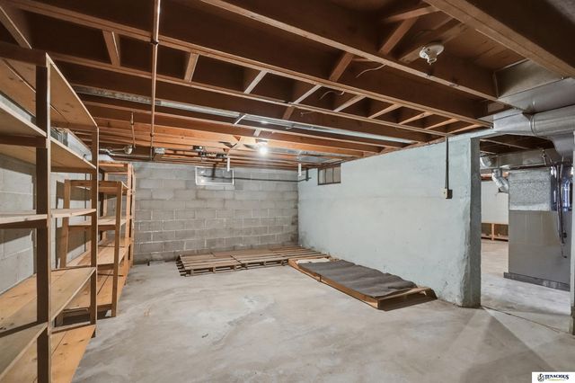 720 3rd Road, Grand Island, NE 68801