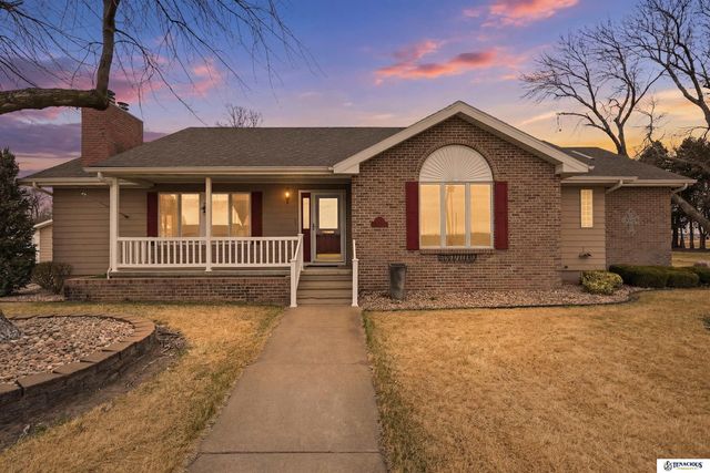 720 3rd Road, Grand Island, NE 68801