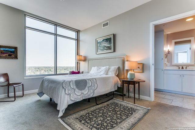 4242 Broadway Apt 1204, San Antonio, TX 78209