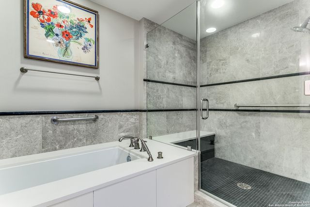 4242 Broadway Apt 1204, San Antonio, TX 78209