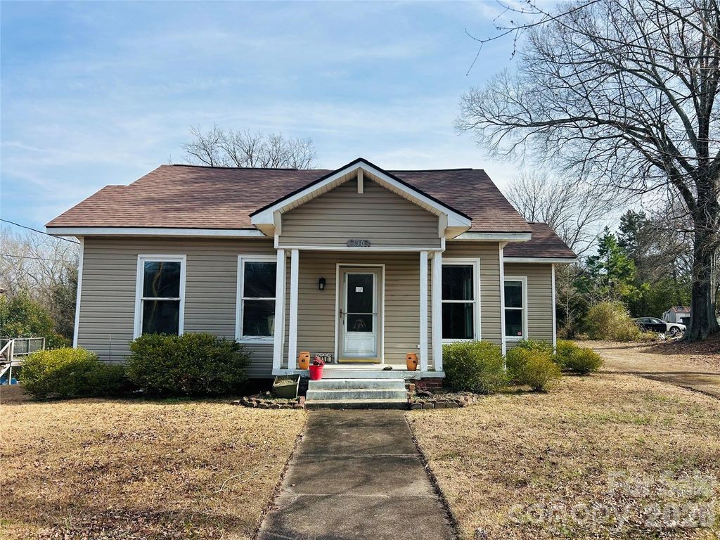 130 Meadow Avenue NE, Concord, NC 28025