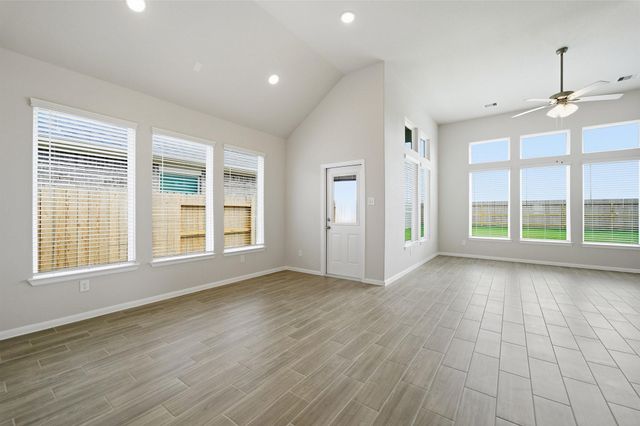 2726 Ruby Laurel Drive, Iowa Colony, TX 77583