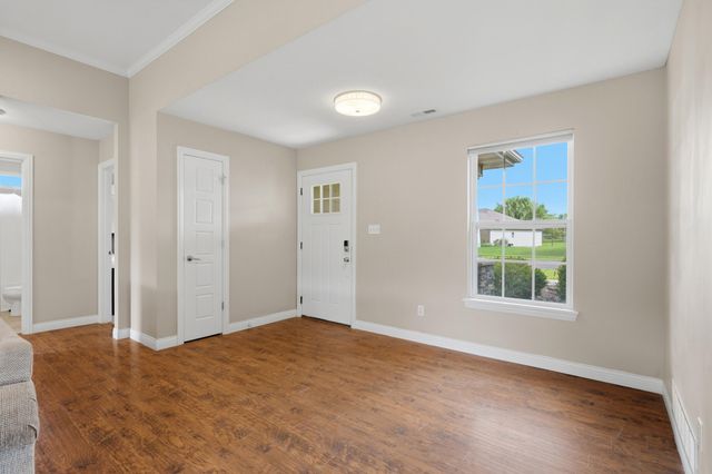 7610 W BLACK WALNUT DR, Columbia, MO 65202