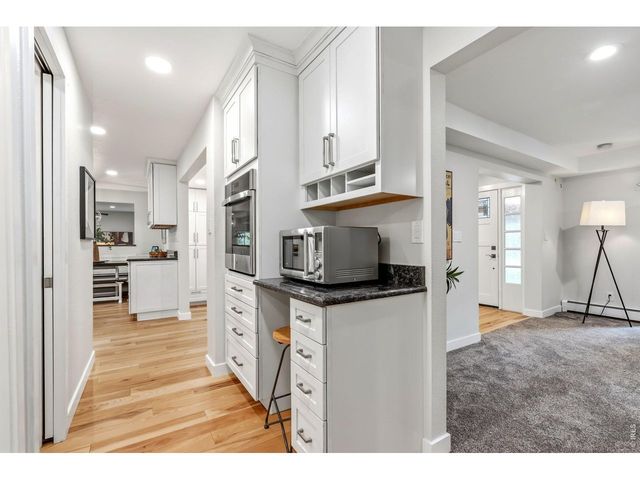 1120 Lindenwood Dr, Fort Collins, CO 80524