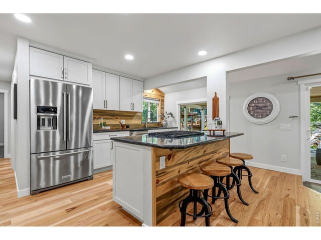1120 Lindenwood Dr, Fort Collins, CO 80524