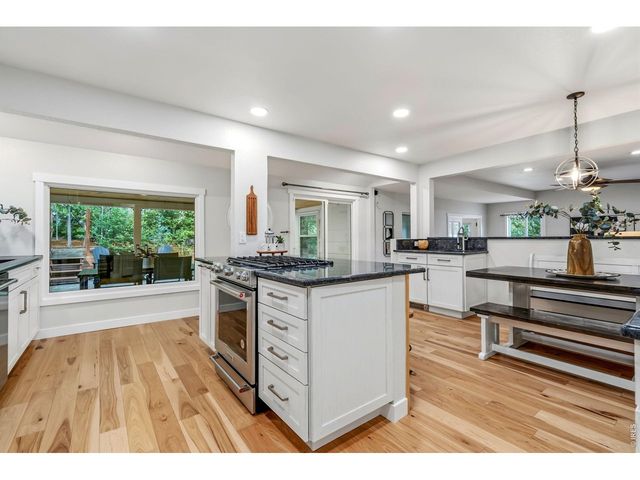 1120 Lindenwood Dr, Fort Collins, CO 80524