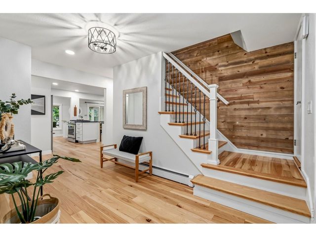 1120 Lindenwood Dr, Fort Collins, CO 80524