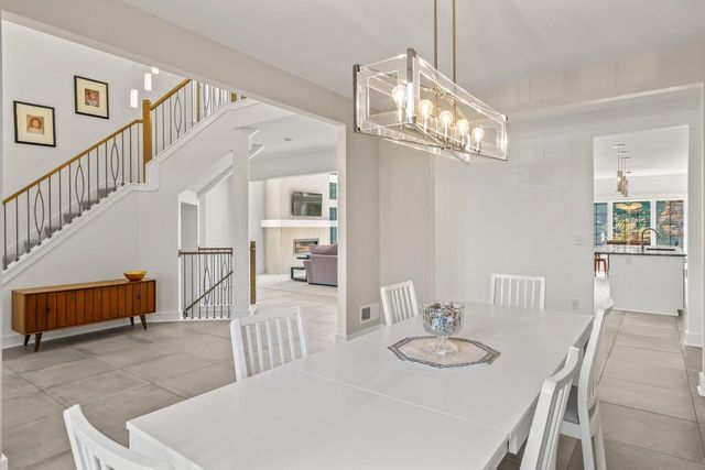 W339S271 Foxtail COURT, Oconomowoc, WI 53066