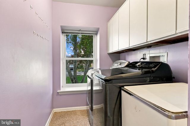 15 WHITE BIRCH LN, Southampton, PA 18966