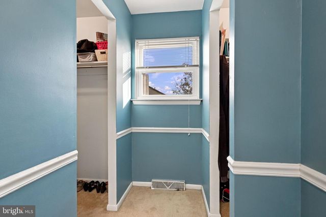 15 WHITE BIRCH LN, Southampton, PA 18966