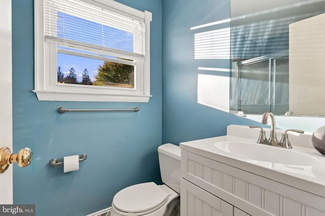 15 WHITE BIRCH LN, Southampton, PA 18966