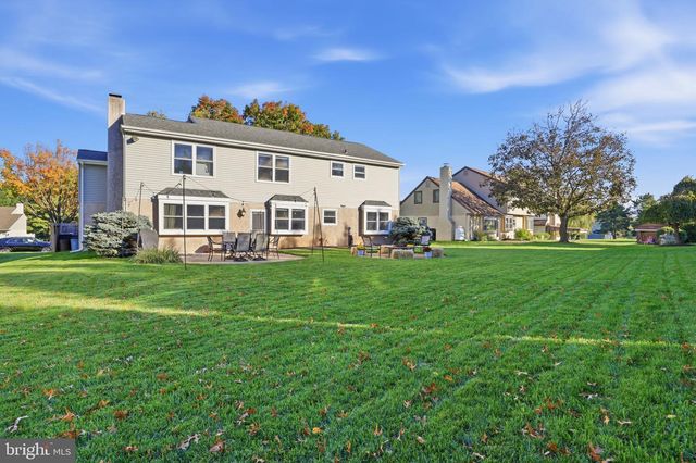 15 WHITE BIRCH LN, Southampton, PA 18966