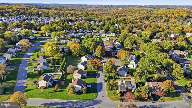 15 WHITE BIRCH LN, Southampton, PA 18966