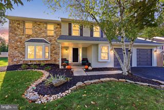 15 WHITE BIRCH LN, Southampton, PA 18966