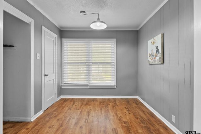 901 N Azaela, Tyler, TX 75701