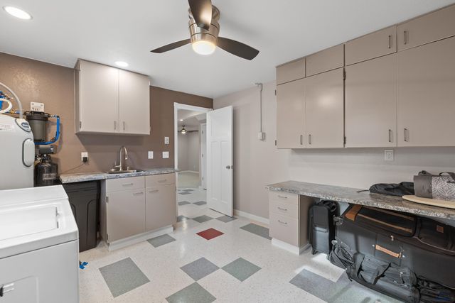 4320 STEELER LN, Rapid City, SD 57701