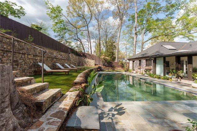 3220 W Andrews Drive NW, Atlanta, GA 30305