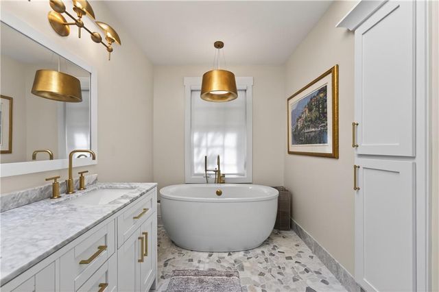 3220 W Andrews Drive NW, Atlanta, GA 30305