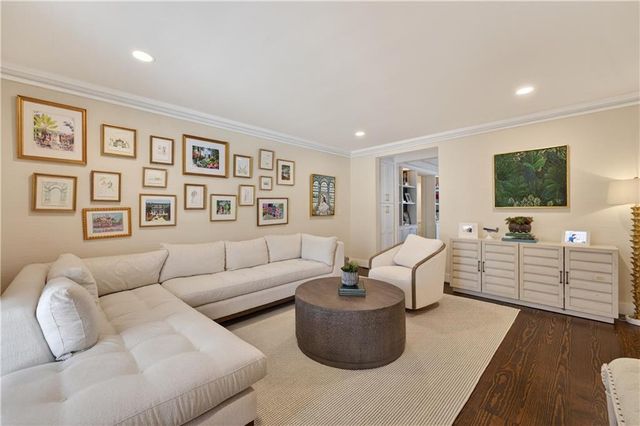 3220 W Andrews Drive NW, Atlanta, GA 30305