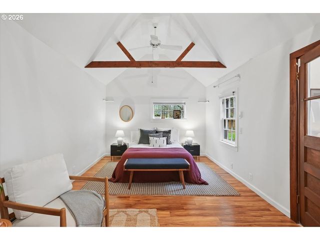 7404 Sw 53RD Ave, Portland, OR 97219