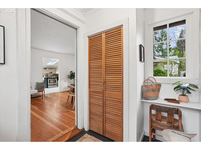 7404 Sw 53RD Ave, Portland, OR 97219