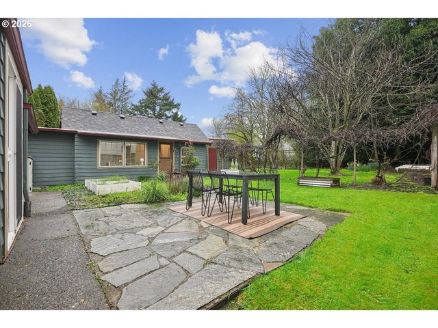 7404 Sw 53RD Ave, Portland, OR 97219