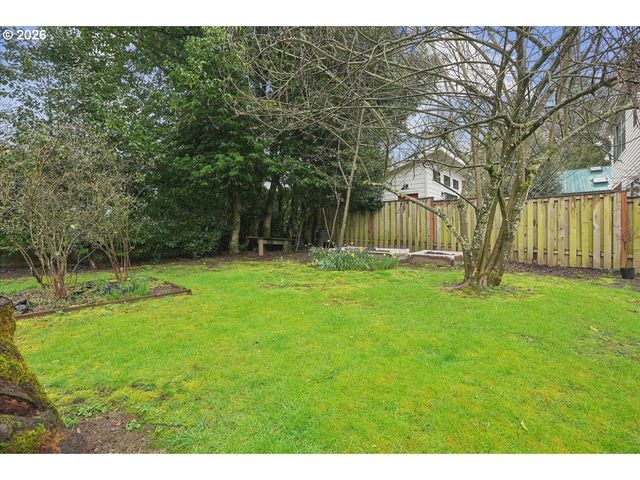 7404 Sw 53RD Ave, Portland, OR 97219