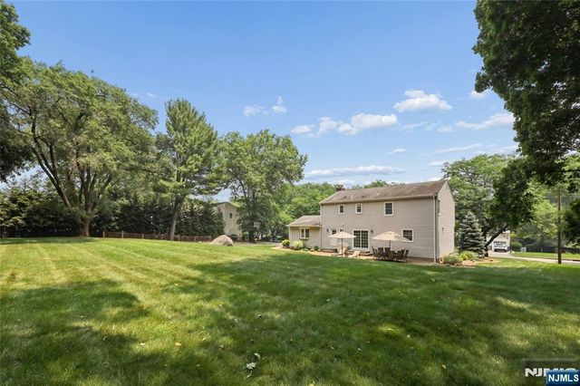 53 Van Blarcom Lane, Wyckoff, NJ 07481