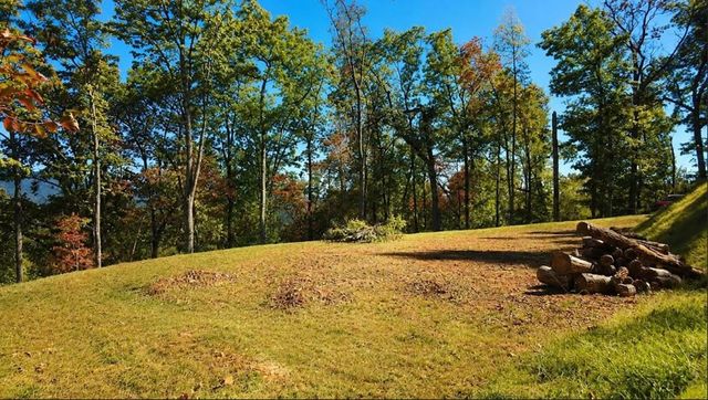 20 Fly Cast Overlook, Hayesville, NC 28904