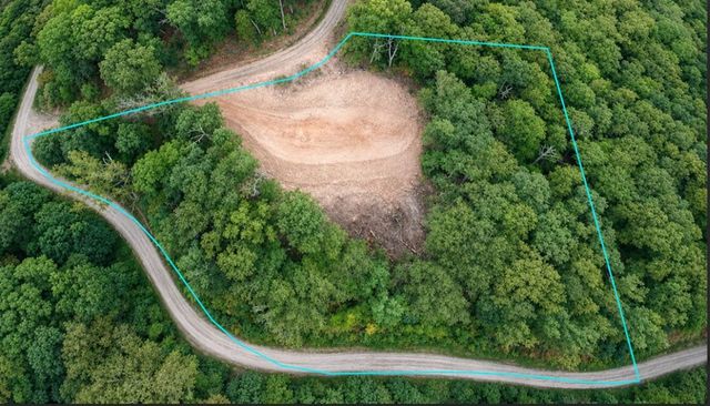 20 Fly Cast Overlook, Hayesville, NC 28904