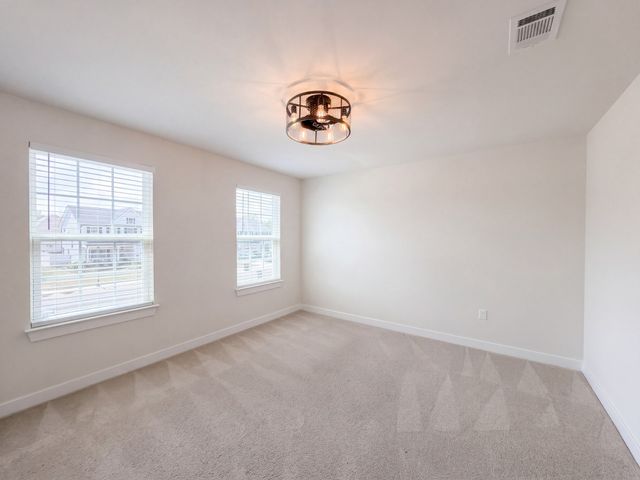 3518 Pepper Glendale Dr, Murfreesboro, TN 37128
