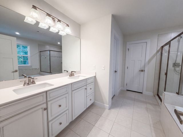 3518 Pepper Glendale Dr, Murfreesboro, TN 37128