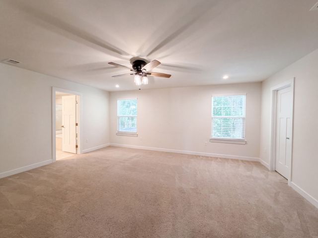 3518 Pepper Glendale Dr, Murfreesboro, TN 37128