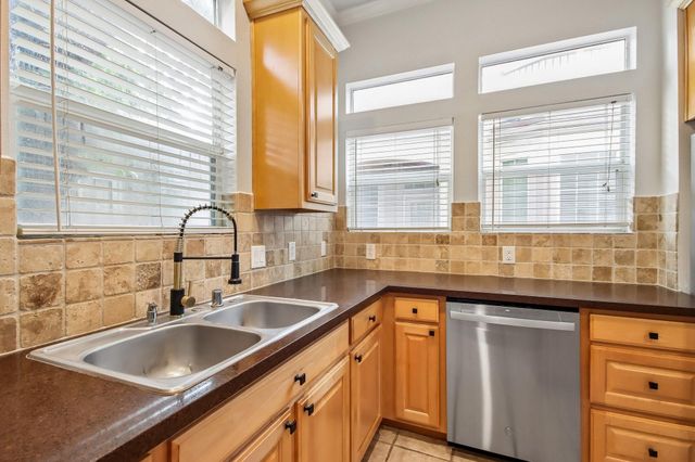810 Malone Street, Houston, TX 77007