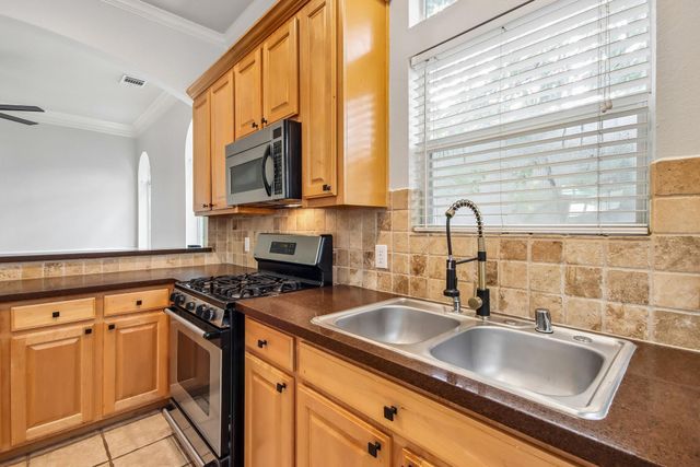 810 Malone Street, Houston, TX 77007