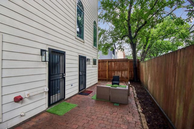 810 Malone Street, Houston, TX 77007