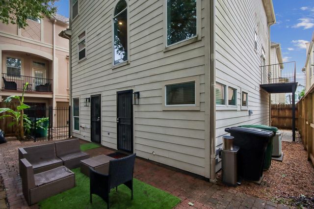 810 Malone Street, Houston, TX 77007