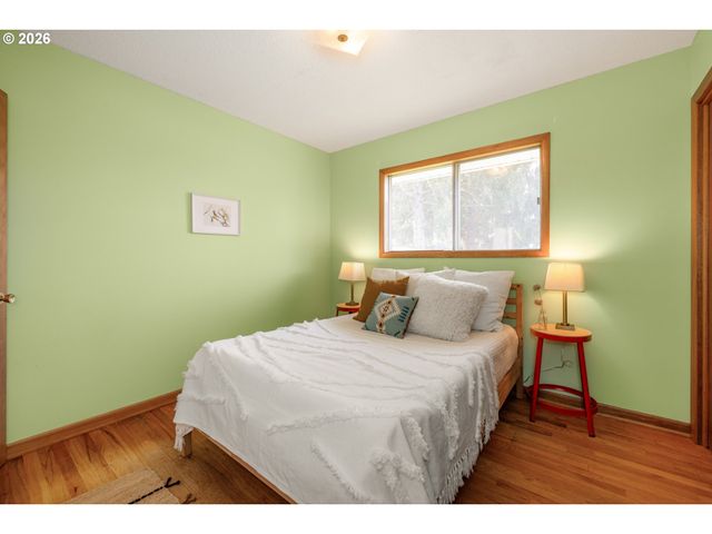 9025 Sw AVERY St, Tualatin, OR 97062