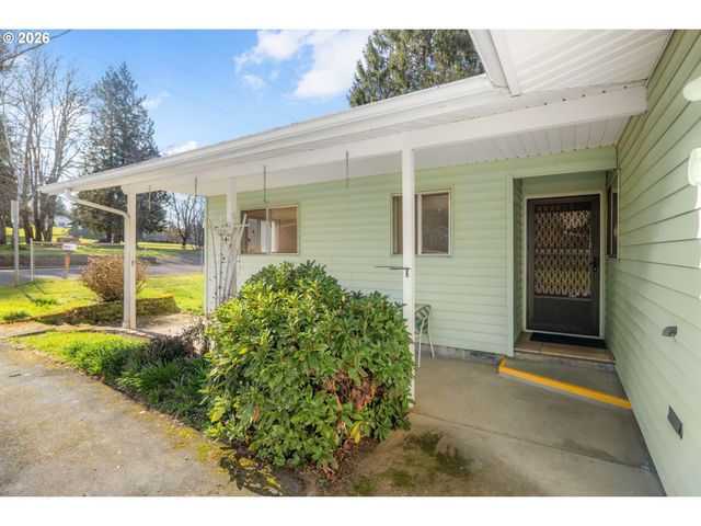 9025 Sw AVERY St, Tualatin, OR 97062