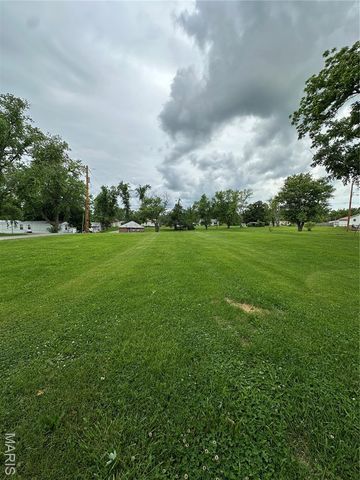 3120 2nd Street, Doe Run, MO 63637