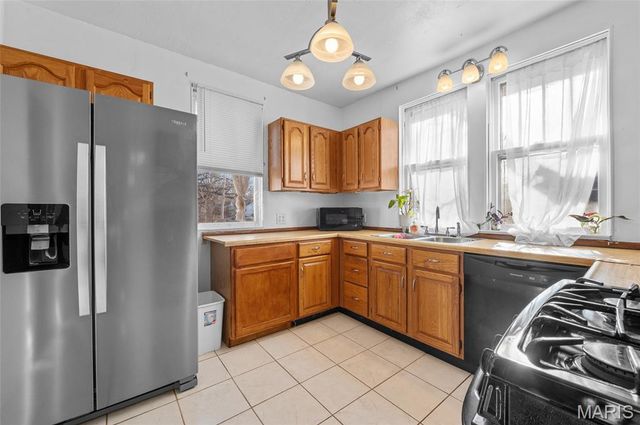 4101 W Main Street, Belleville, IL 62226