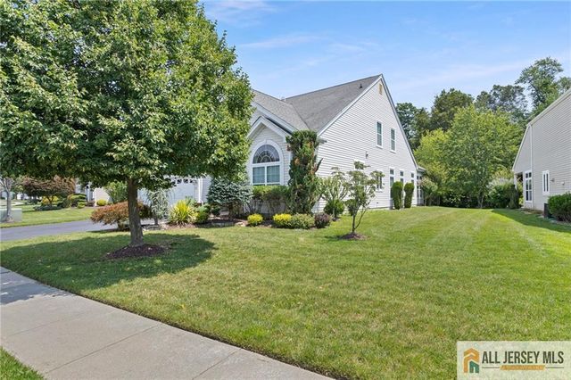 41 Draw Bridge Drive, Monroe, NJ 08831