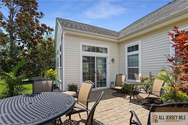 41 Draw Bridge Drive, Monroe, NJ 08831