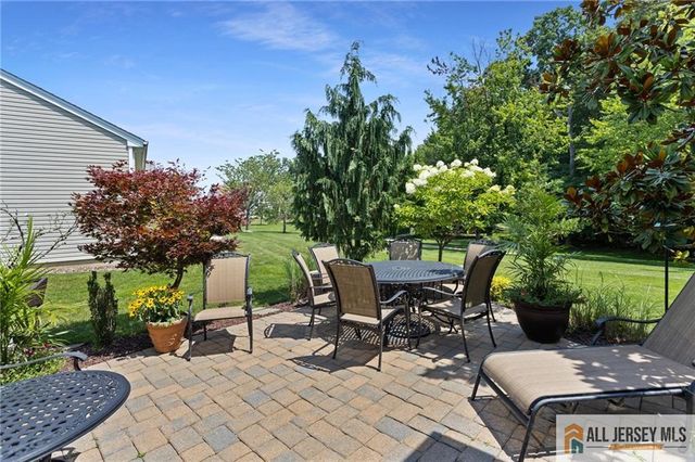 41 Draw Bridge Drive, Monroe, NJ 08831