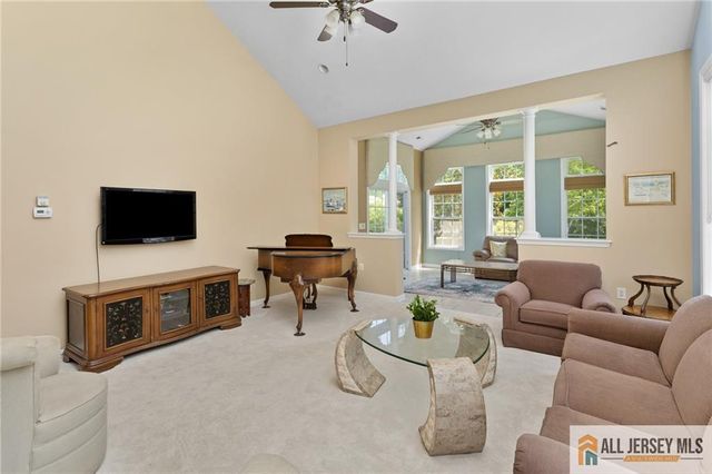 41 Draw Bridge Drive, Monroe, NJ 08831