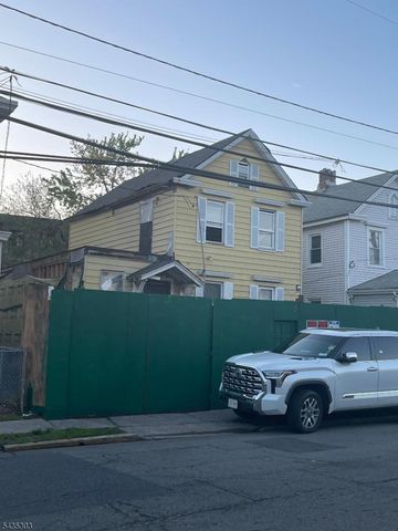 23 Augusta St, Irvington Twp., NJ 07111