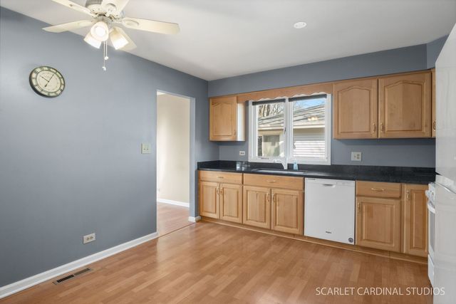 1407 WILSON Avenue, Wheaton, IL 60189