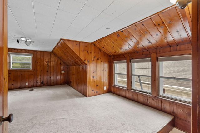 346 Geranium Avenue E, Saint Paul, MN 55130