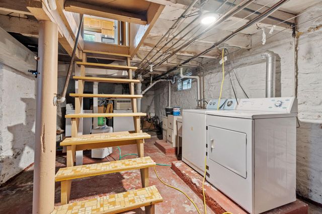 346 Geranium Avenue E, Saint Paul, MN 55130