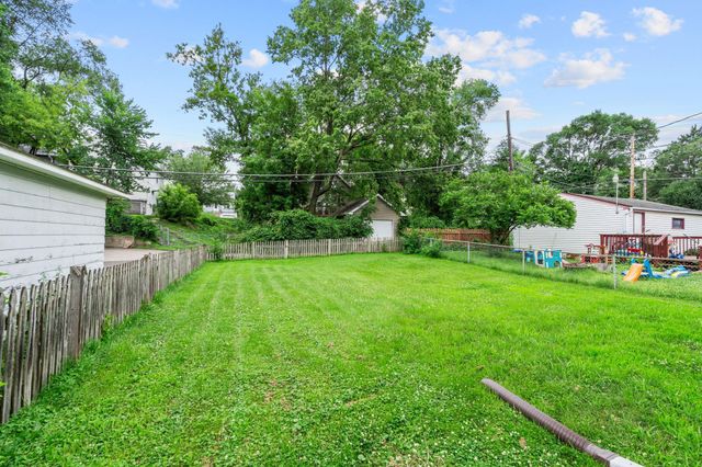 346 Geranium Avenue E, Saint Paul, MN 55130